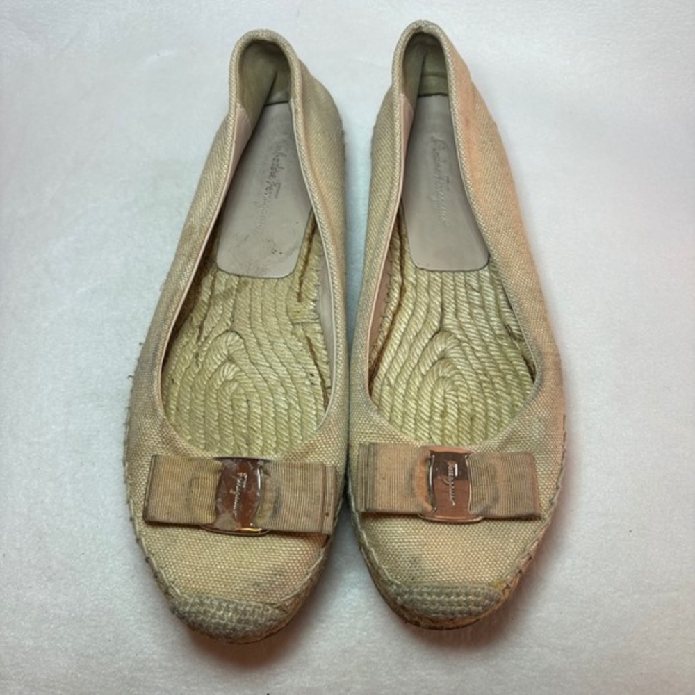 Salvatore Ferragamo Vara Bow Espadrille Flats Beige Canvas EP25119 9M